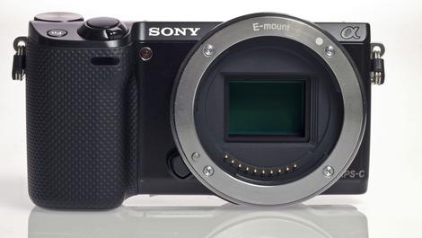 Hands-on review: IFA 2012: Sony NEX-5R