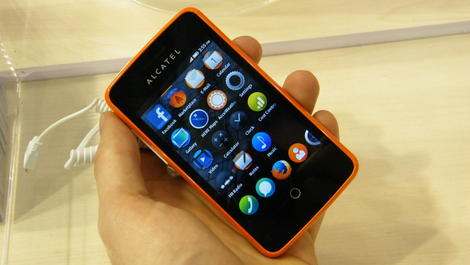 Hands-on review: MWC 2013: Alcatel One Touch Fire