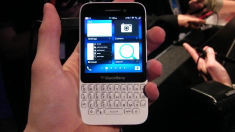 Hands-on review: BB Live: BlackBerry Q5