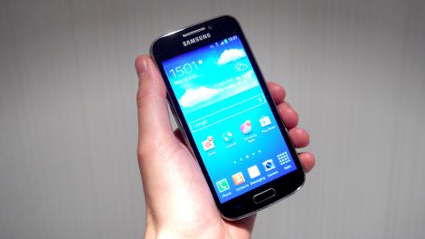Hands-on review: Updated: Samsung Galaxy S4 Zoom