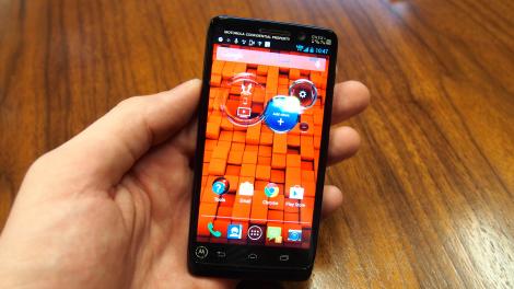 Hands-on review: Motorola Droid Mini