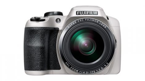 Review: Fuji S8200