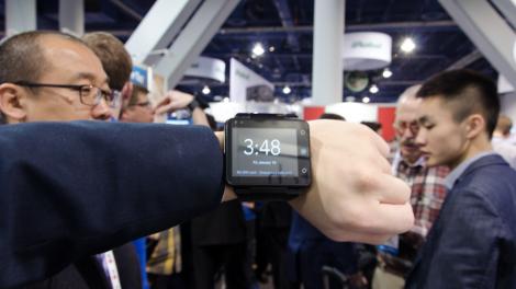 Hands-on review: CES 2014: Neptune Pine Smartwatch