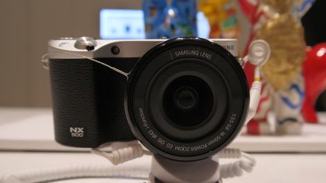 Hands-on review: Samsung NX500