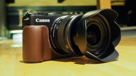 Hands-on review: Canon EOS M10