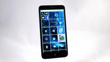 Hands-on review: CES 2016: Alcatel Fierce XL with Windows 10 Mobile